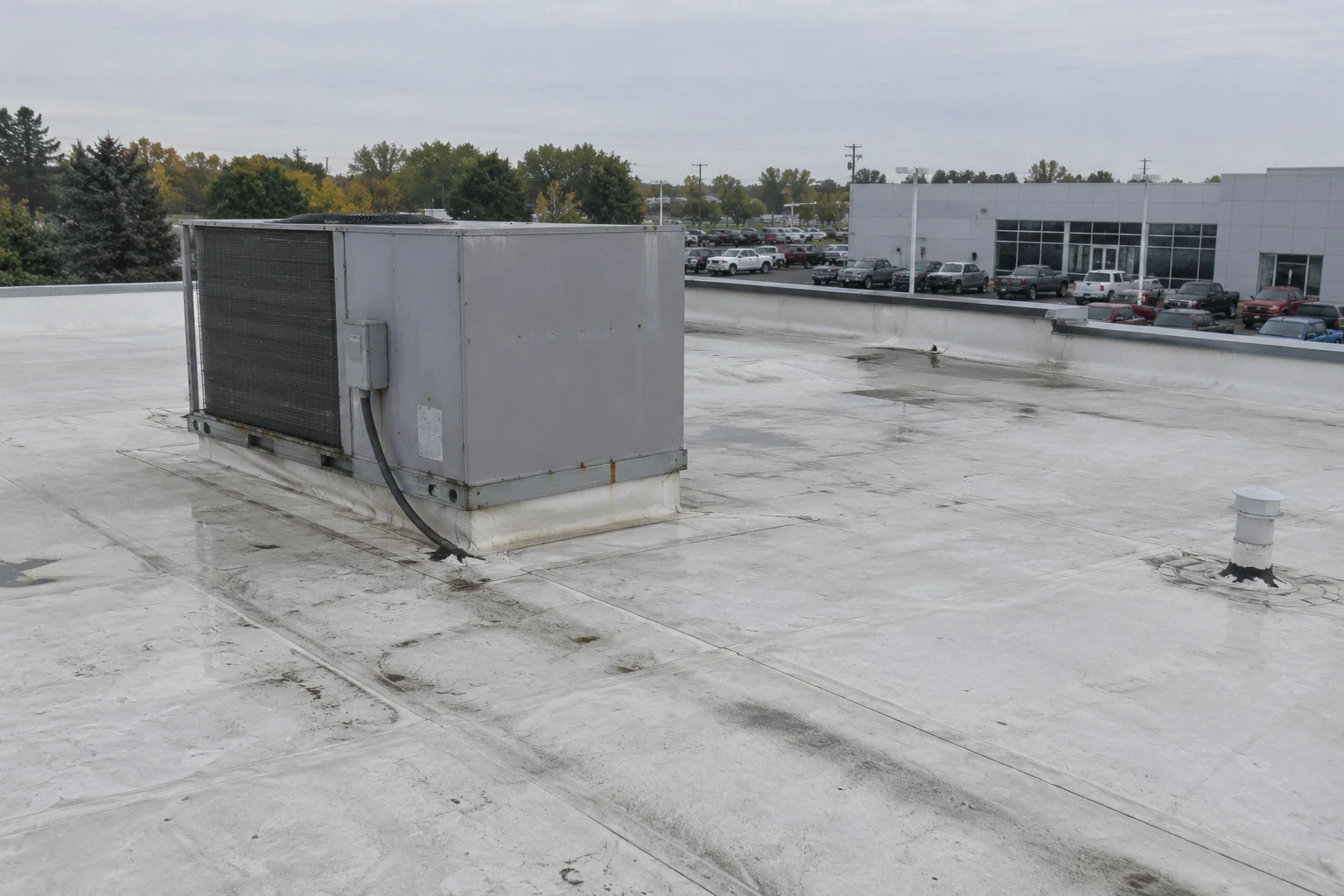 Auto Dealership and Service Building Roofing in Cedar Rapids, IA
