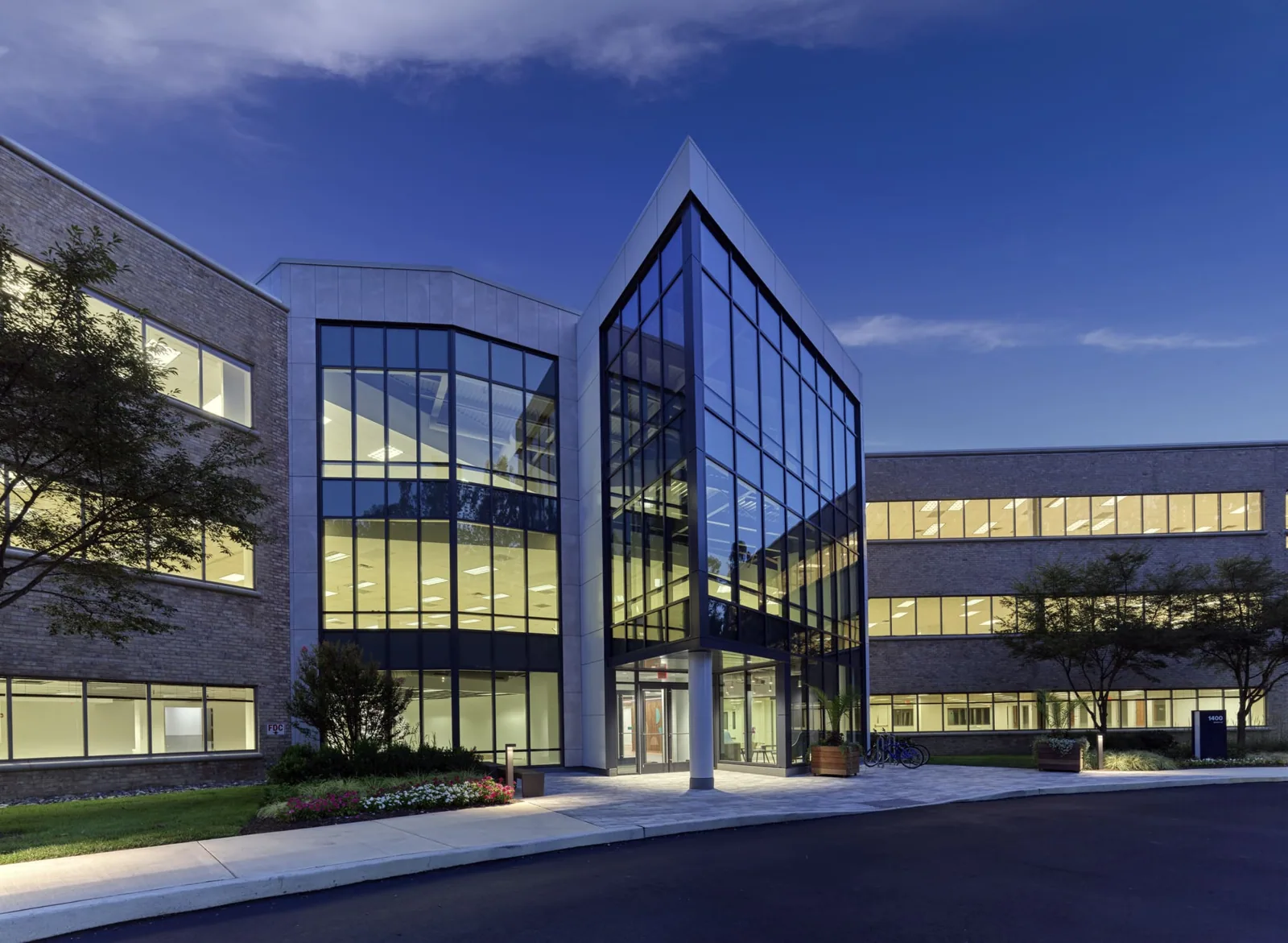 Commercial Office Building Roofing in Cedar Rapids, IA